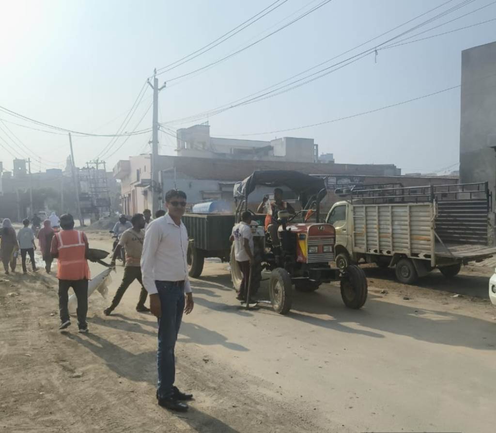 Municipal Council Conducts Special Cleanliness Drive with Resolve to Make Hansi Clean and Beautiful